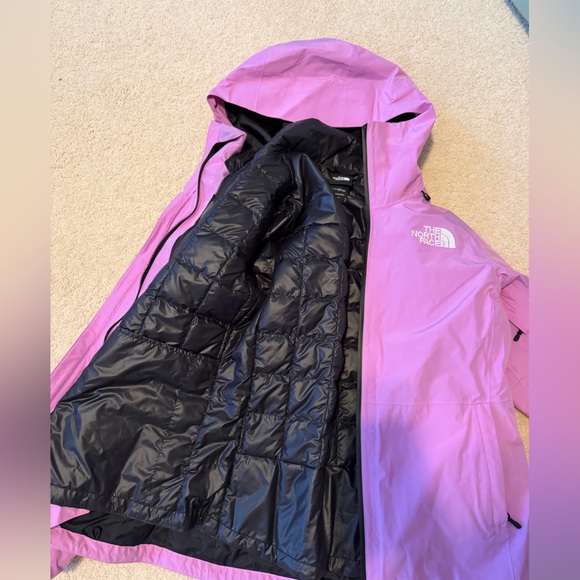 The North Face womens Thermoball™ Eco Snow Triclimate® Jacket - Picture 2 of 8